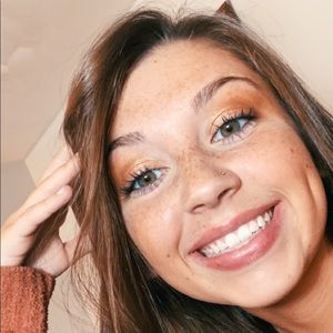 Meet your Posher, Tara